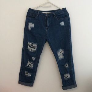 Forever 21 ripped boyfriend jeans